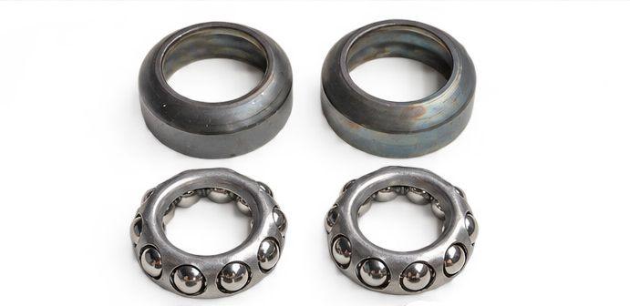 Zündapp Bergsteiger wheel bearing set (bearing shells and wheel bearings)